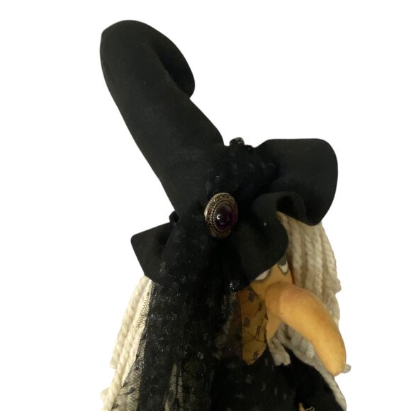 Monnie Wilson Witch Rag Doll Velvet Dress Yarn Hair Frog Signed 2010 Halloween - Picture 8 of 11